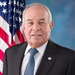 Andrew Saul height profile photo