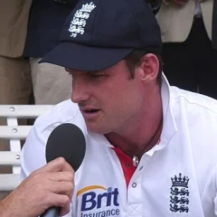 Andrew Strauss height profile photo