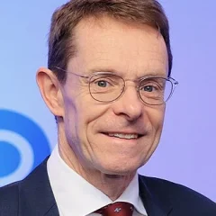 Andy Street height profile photo