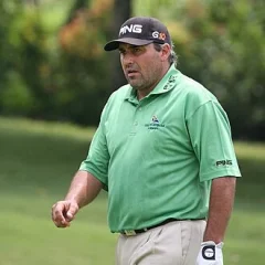 Ángel Cabrera height profile photo