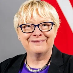 Angela Eagle height profile photo