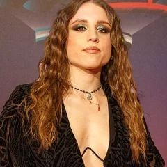 Angelina Mango height profile photo