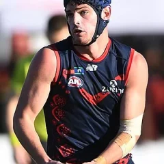 Angus Brayshaw height profile photo