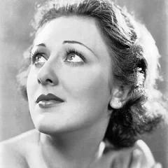 Ann Dvorak height profile photo
