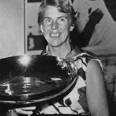 Ann Jones (tennis) height profile photo