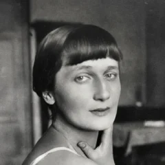 Anna Akhmatova height profile photo