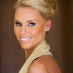 Anna Anka height profile photo