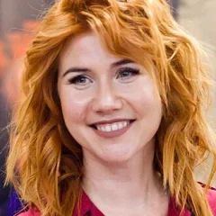 Anna Chapman height profile photo