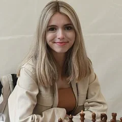 Anna Cramling height profile photo