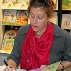 Anna Dewdney height profile photo