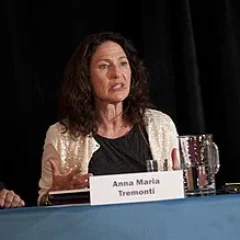 Anna Maria Tremonti height profile photo
