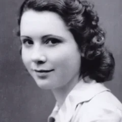 Anne Beaumanoir height profile photo