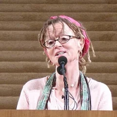 Anne Lamott height profile photo