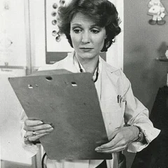 Anne Schedeen height profile photo