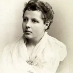Annie Besant height profile photo
