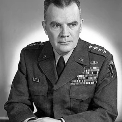 Anthony McAuliffe height profile photo