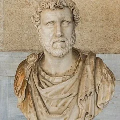 Antoninus Pius height profile photo