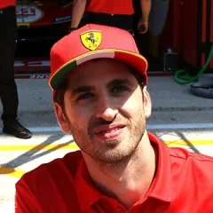 Antonio Giovinazzi height profile photo