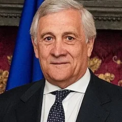 Antonio Tajani height profile photo