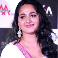 Anushka Shetty height profile photo