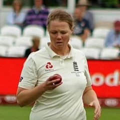 Anya Shrubsole height profile photo