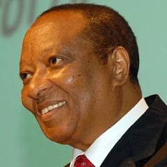 Apolo Nsibambi height profile photo