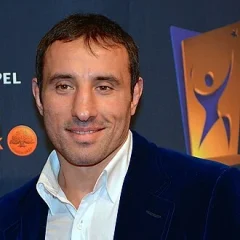 Ara Abrahamian height profile photo
