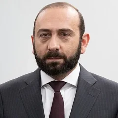 Ararat Mirzoyan height profile photo