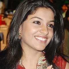 Archana Kavi height profile photo