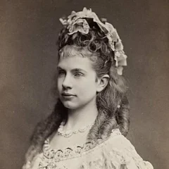 Archduchess Gisela of Austria height profile photo