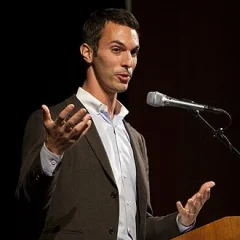 Ari Shapiro height profile photo
