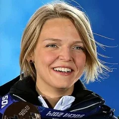 Arianna Fontana height profile photo