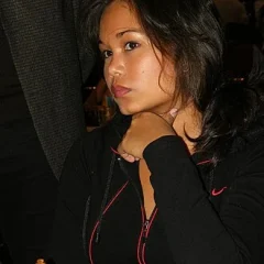 Arianne Caoili height profile photo