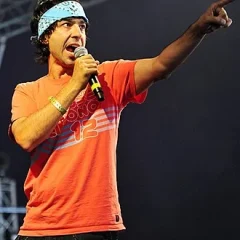 Arj Barker height profile photo