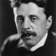 Arnold Bennett height profile photo