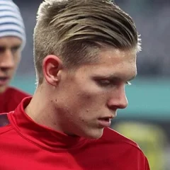 Aron Jóhannsson height profile photo