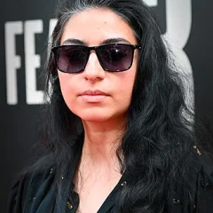 Arooj Aftab height profile photo