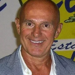 Arrigo Sacchi height profile photo