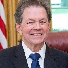 Arthur Laffer height profile photo