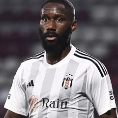 Arthur Masuaku height profile photo