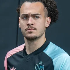 Arthur Theate height profile photo