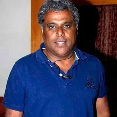 Ashish Vidyarthi height profile photo
