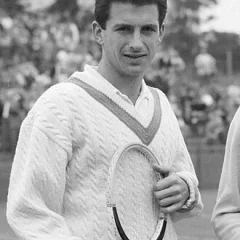 Ashley Cooper (tennis) height profile photo