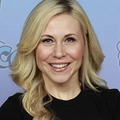 Ashley Eckstein height profile photo