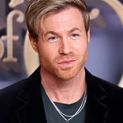 Ashley Parker Angel height profile photo