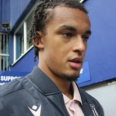 Ashley Phillips height profile photo
