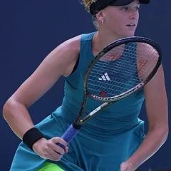 Ashlyn Krueger height profile photo