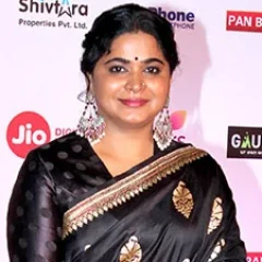 Ashwiny Iyer Tiwari height profile photo