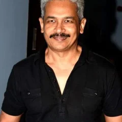Atul Kulkarni height profile photo