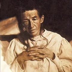 Auguste Deter height profile photo